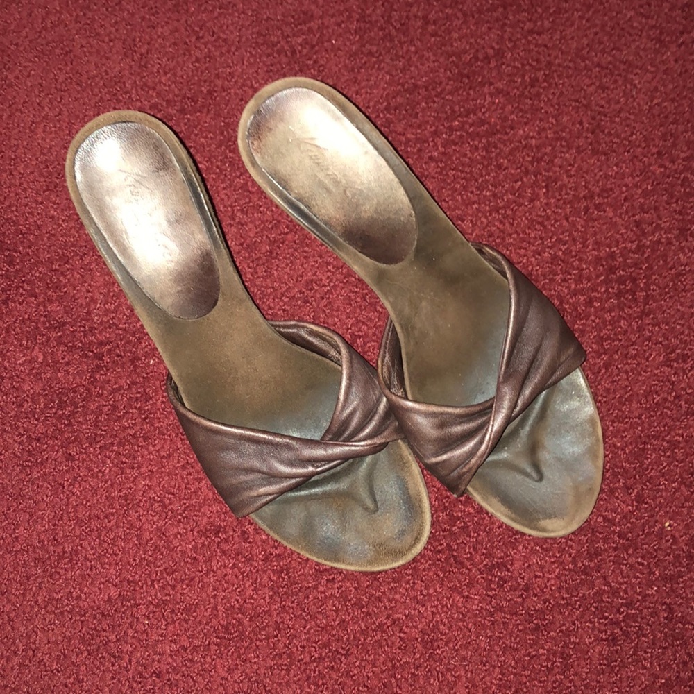 Brown leather wedge